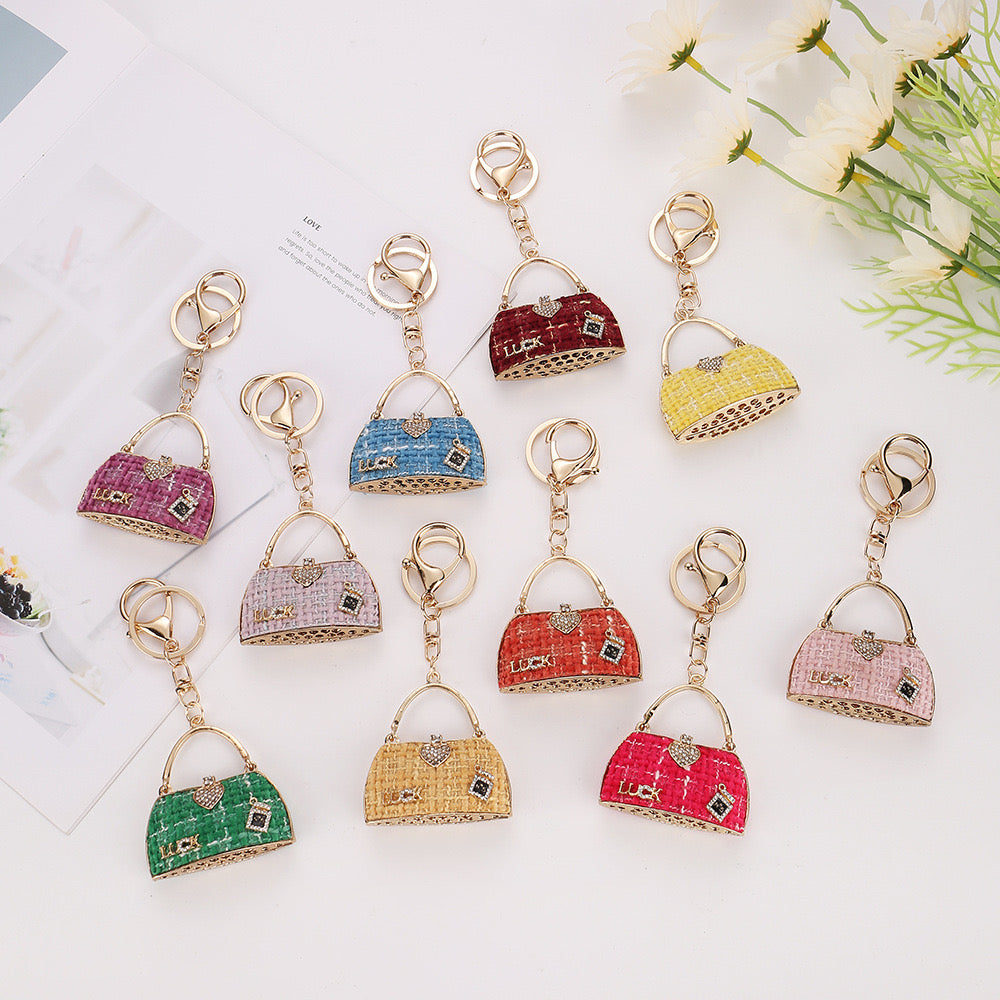 A. Best Sellingl!!! Shiny Keychain(OPEN IN LIVE)