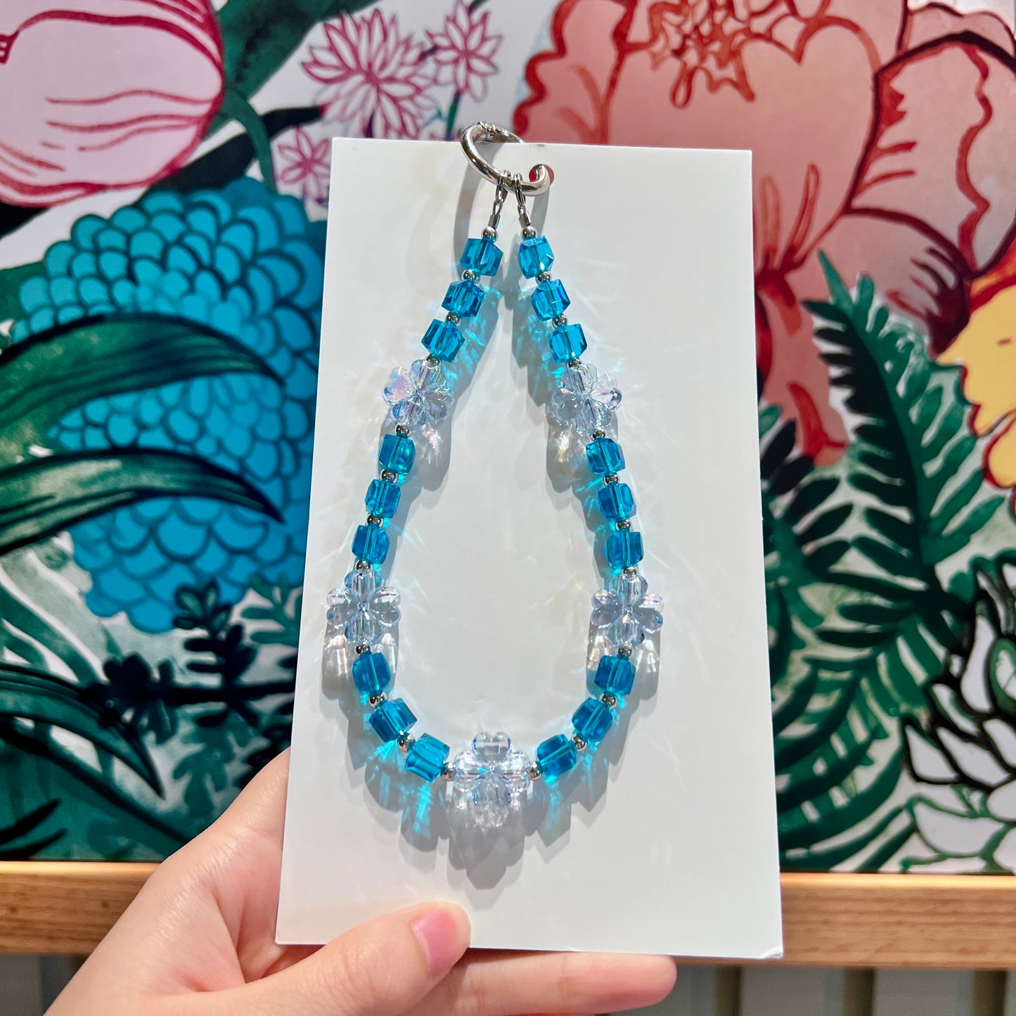 A. New Arrival!!! Crafted Shiny Phonechain(OPEN IN LIVE)