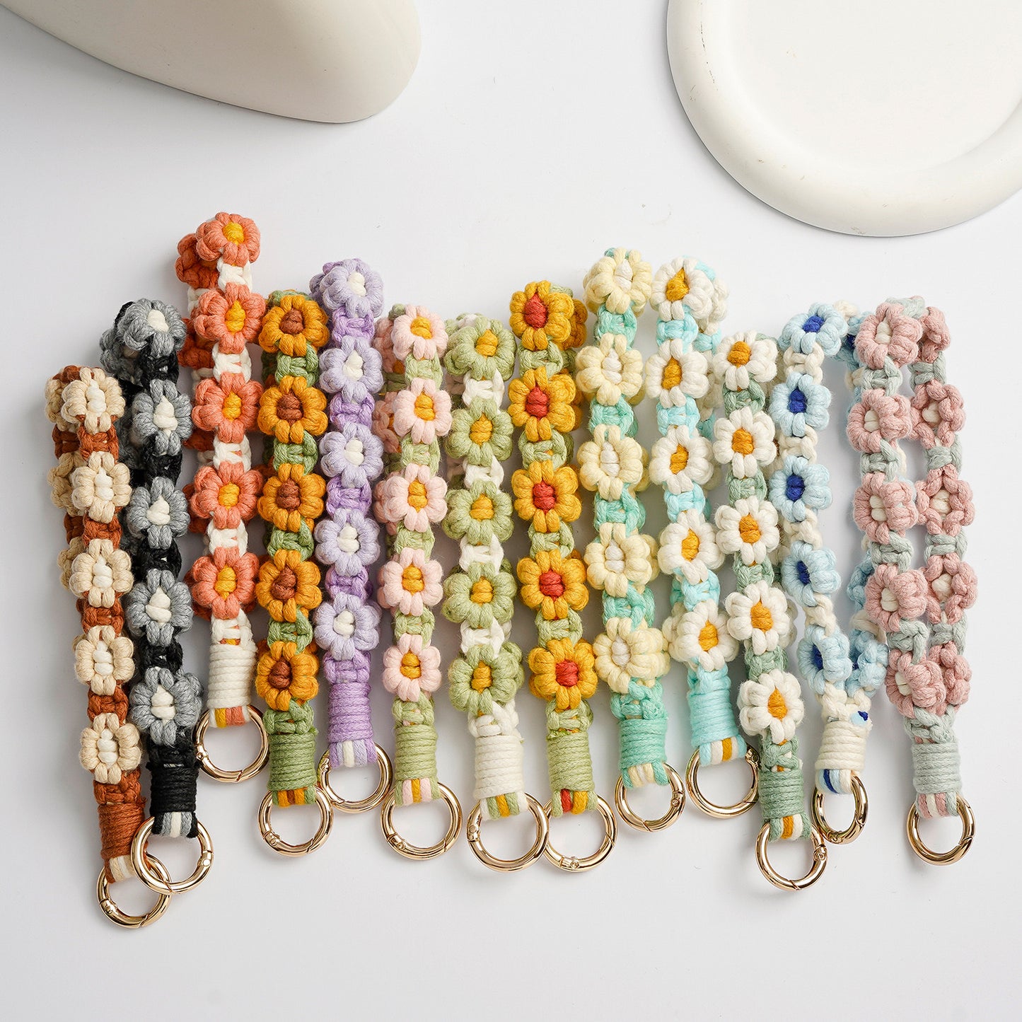 B. Handmade Weave Exquisite Phone Strap-Fashion Cellphone Lanyard