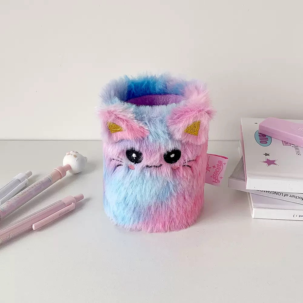 B. Cute Pen Holder Pencil Storage box