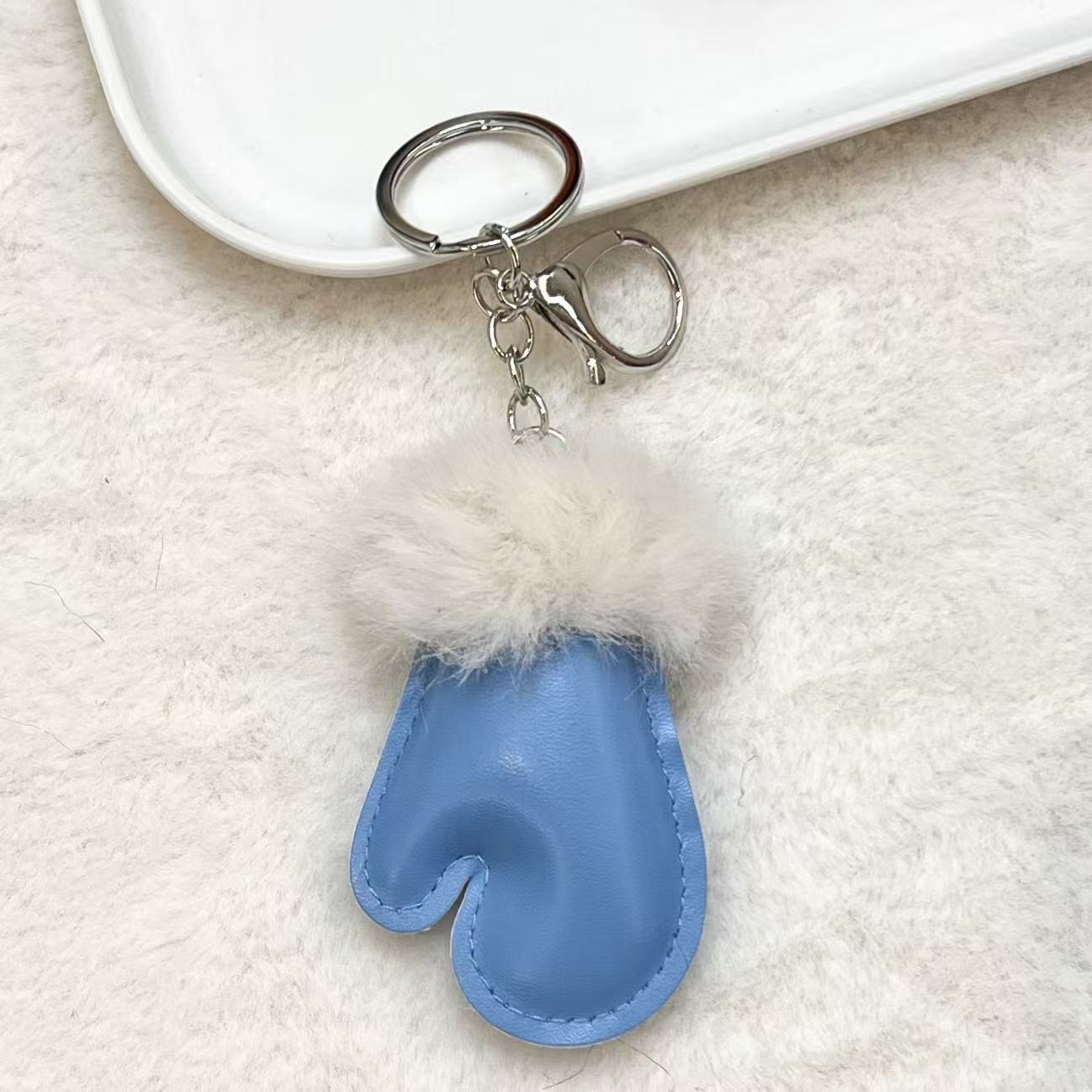B.【20%OFF!!!】Plush Leather Gloves Keychain-Mini Gloves Keychain for Bag Charm